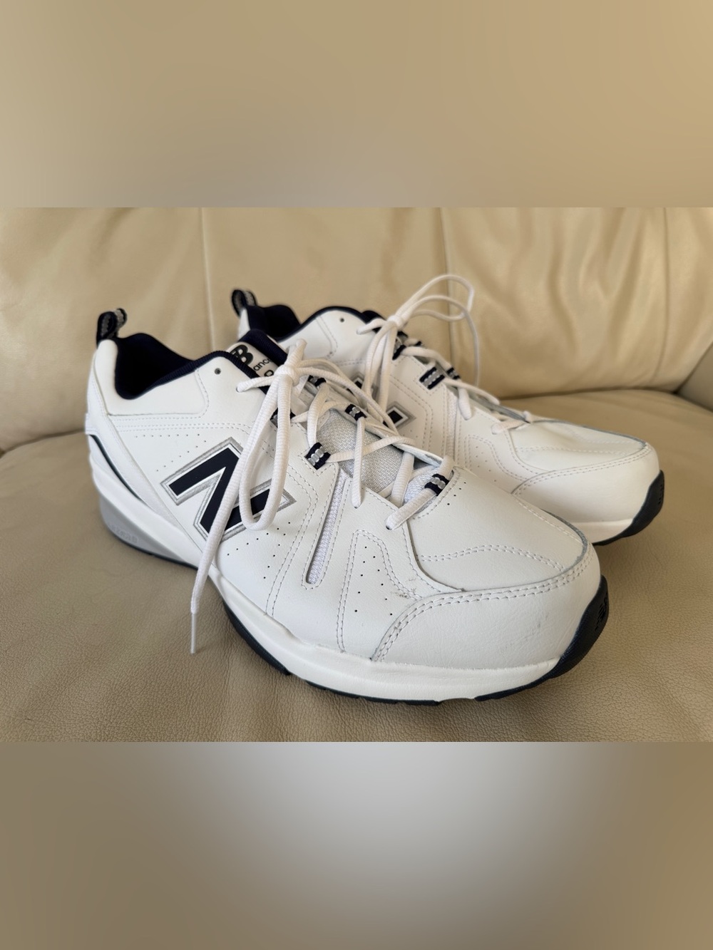 New Balance Men's White and Navy Walking Sneakers